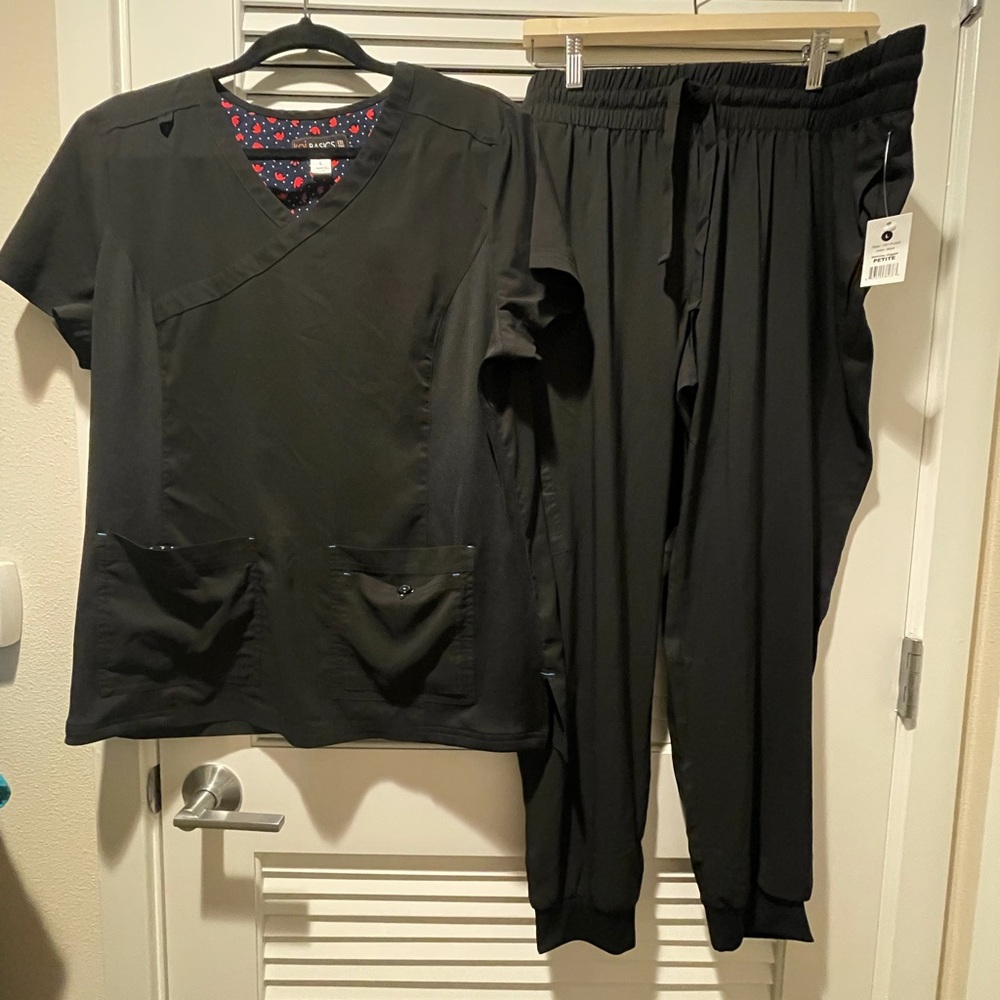 Koi Basic Scrub Set - Jogger Srubs - Petite